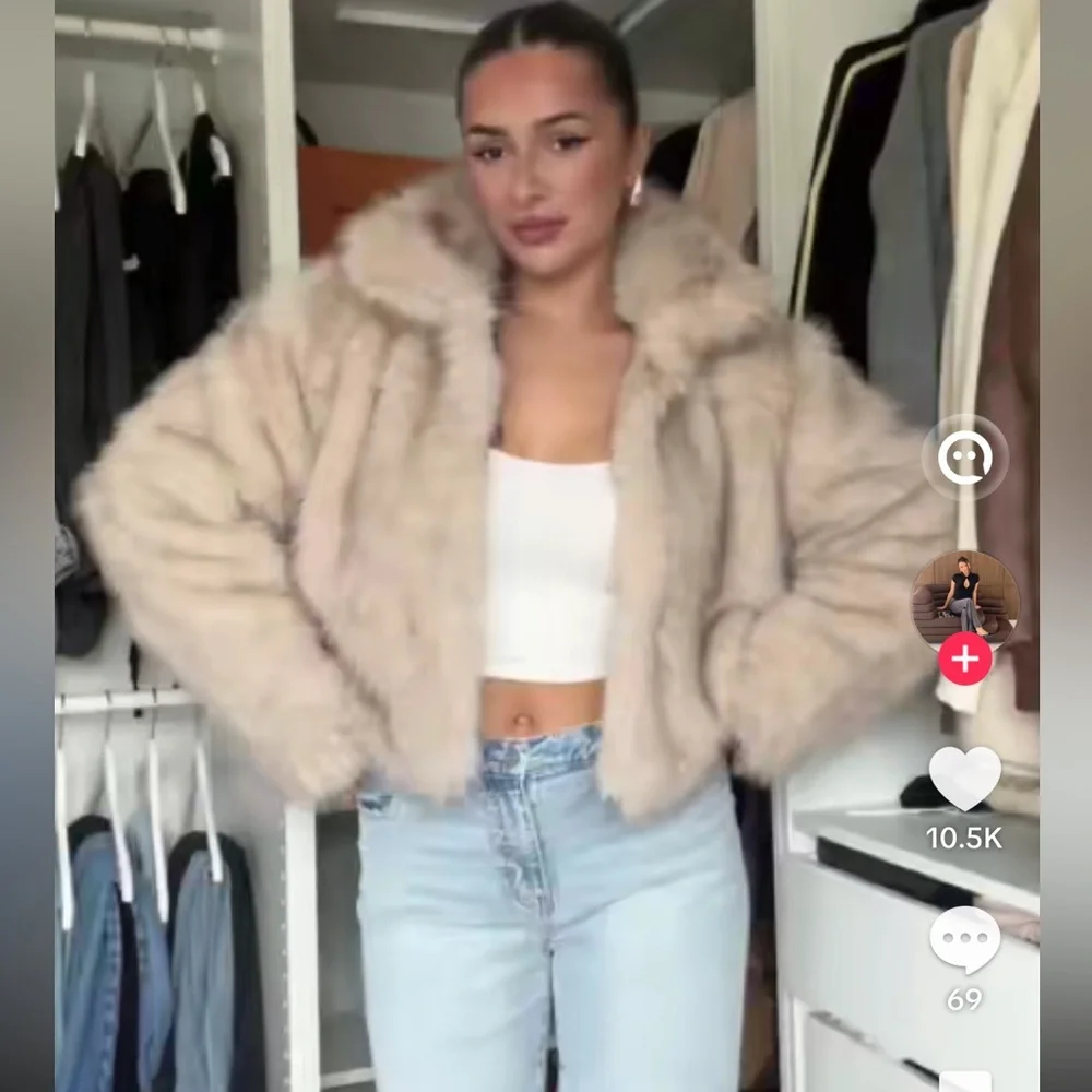 NWT H&M Cream Faux Fur Jacket - Picture 7 of 13